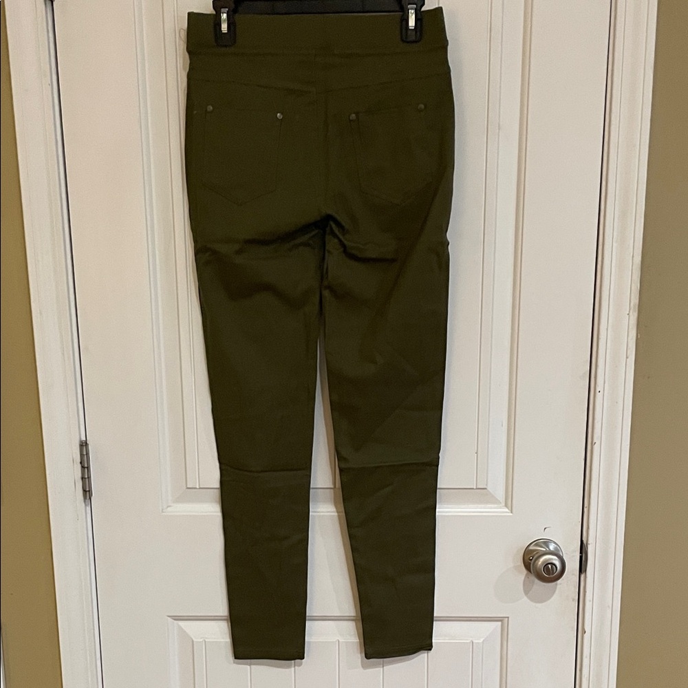 Kathy NWT size XL Olive pull on Pants - Picture 4 of 7